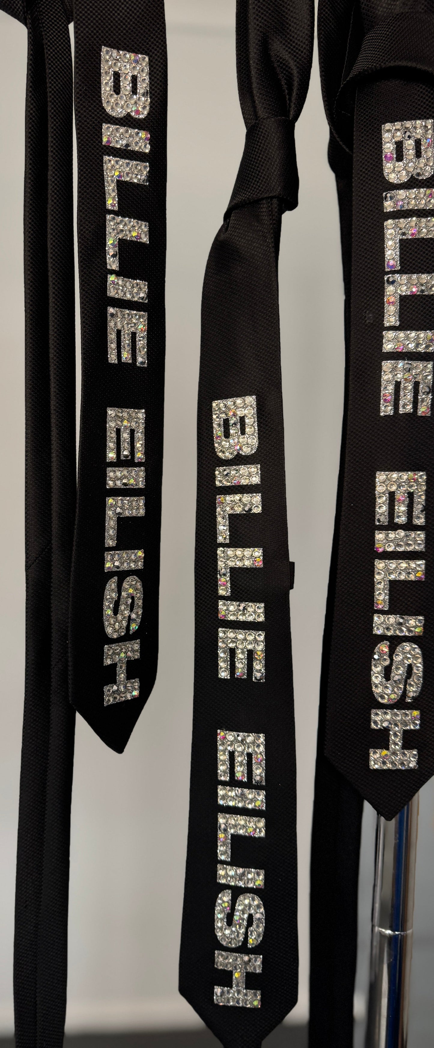 Billie Rhinestone Tie – Sparkling Black Tie | By Han