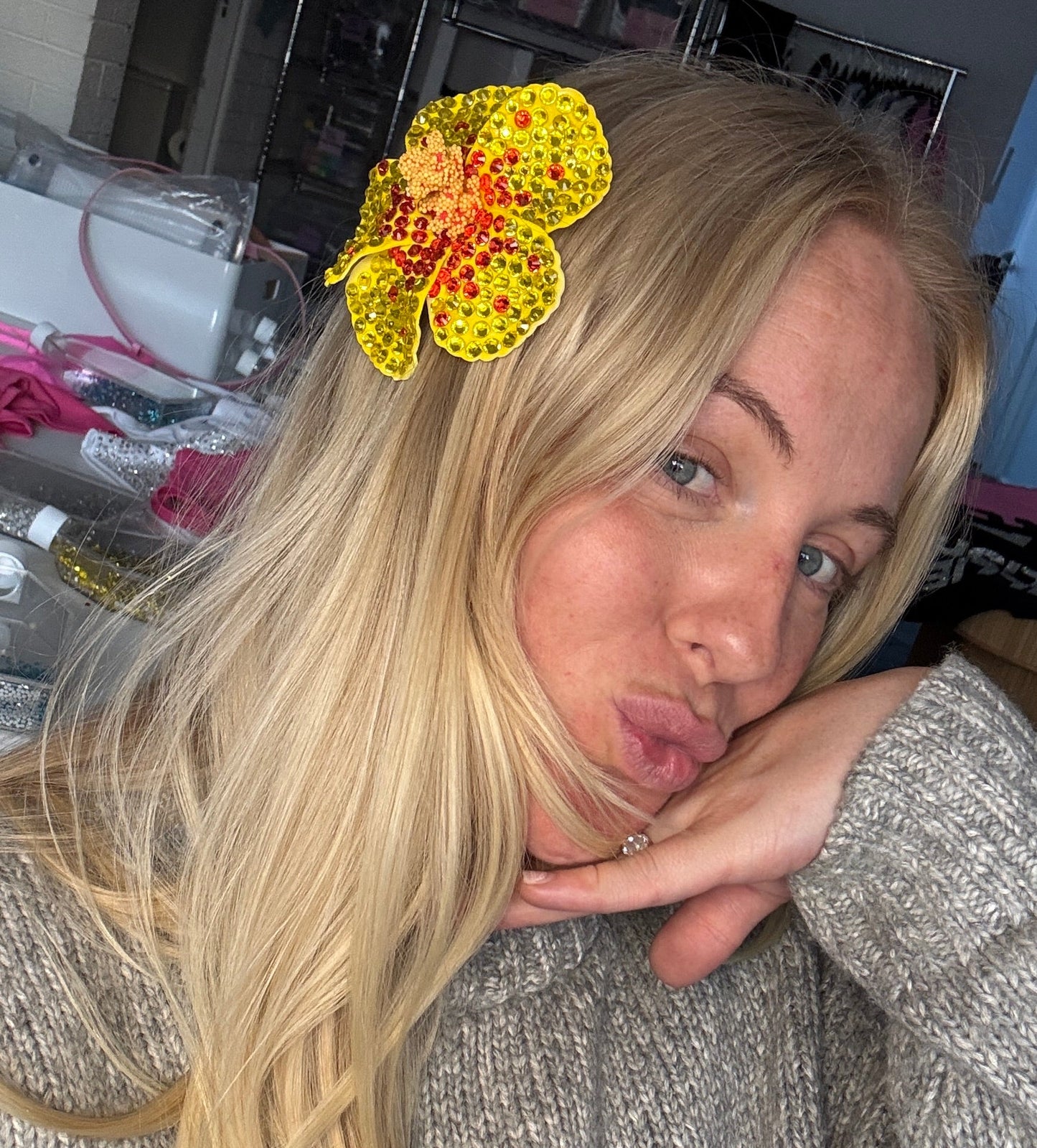 Rhinestone Flowers (x1) - Zara Larsson